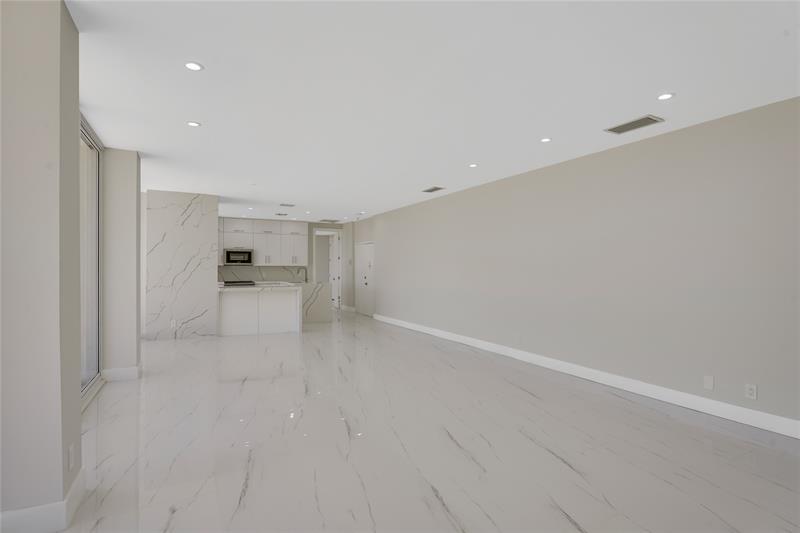 Image 37 of 38 For 2800 Ocean Blvd  Villa H