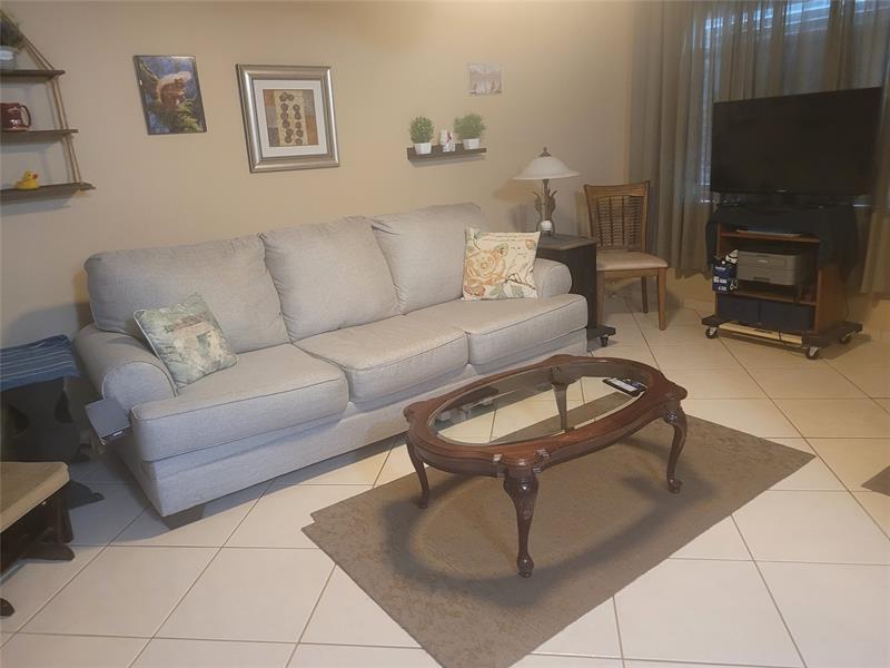 Details for 2240 Johnson St  204, Hollywood, FL 33020