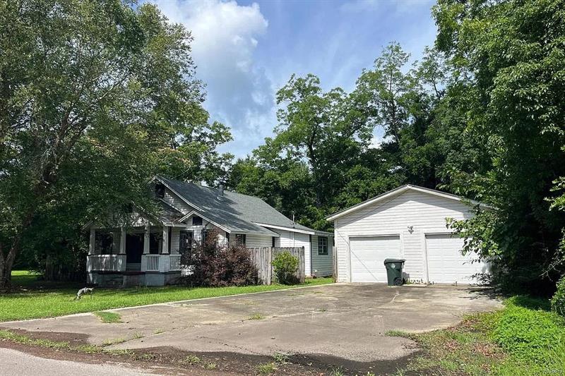 Details for 152 Florence St, Defuniak Springs, FL 32435