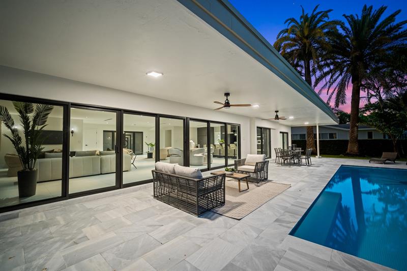 Image 26 of 33 For 13845 73rd Ct