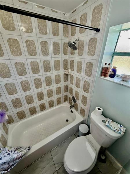 Image 15 of 22 For 5601 Blueberry Ct  157