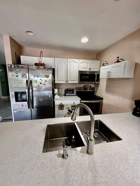 Image 20 of 22 For 5601 Blueberry Ct  157