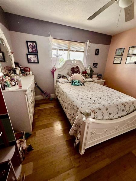 Image 7 of 22 For 5601 Blueberry Ct  157