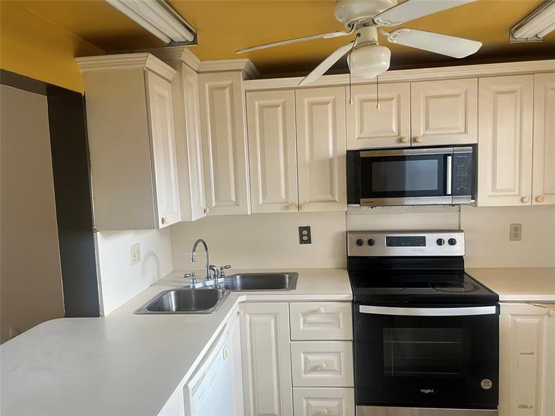 Image 8 of 15 For 2800 56th Ave