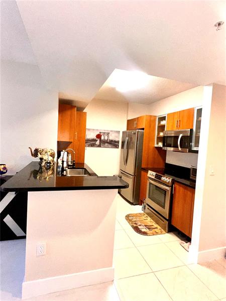 Image 8 of 26 For 18800 29th  412