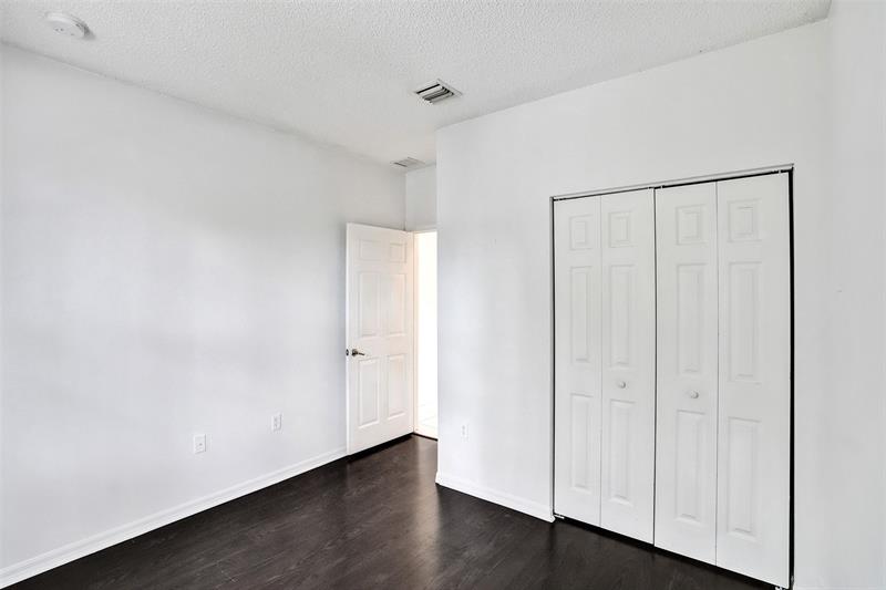 Image 20 of 46 For 2242 42nd Ave  2242