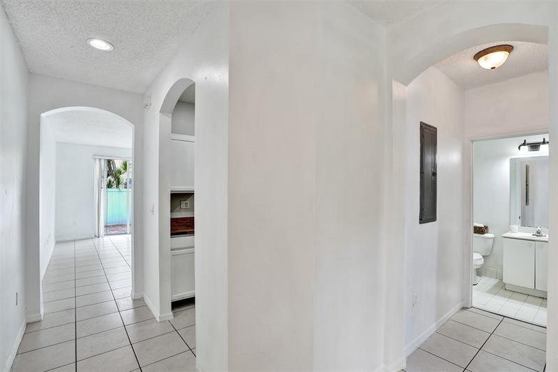 Image 24 of 46 For 2242 42nd Ave  2242