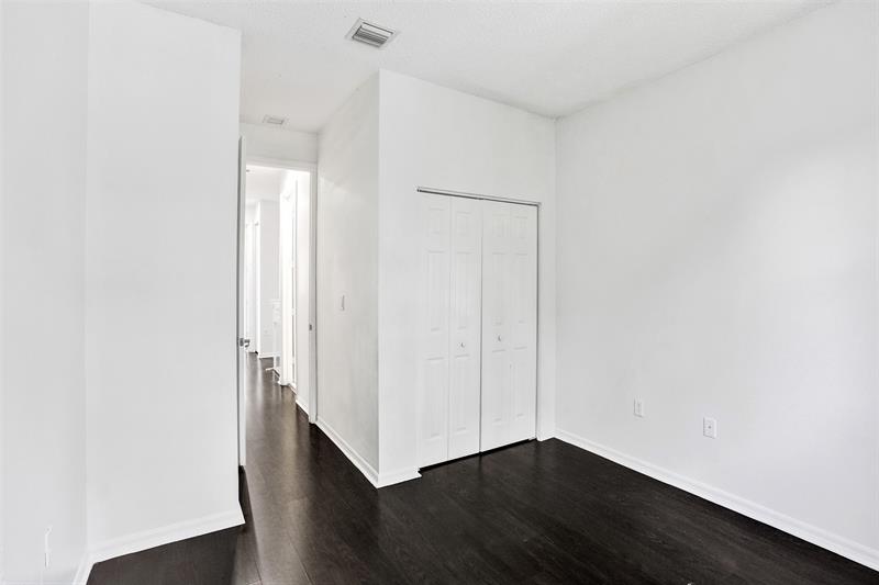 Image 41 of 46 For 2242 42nd Ave  2242