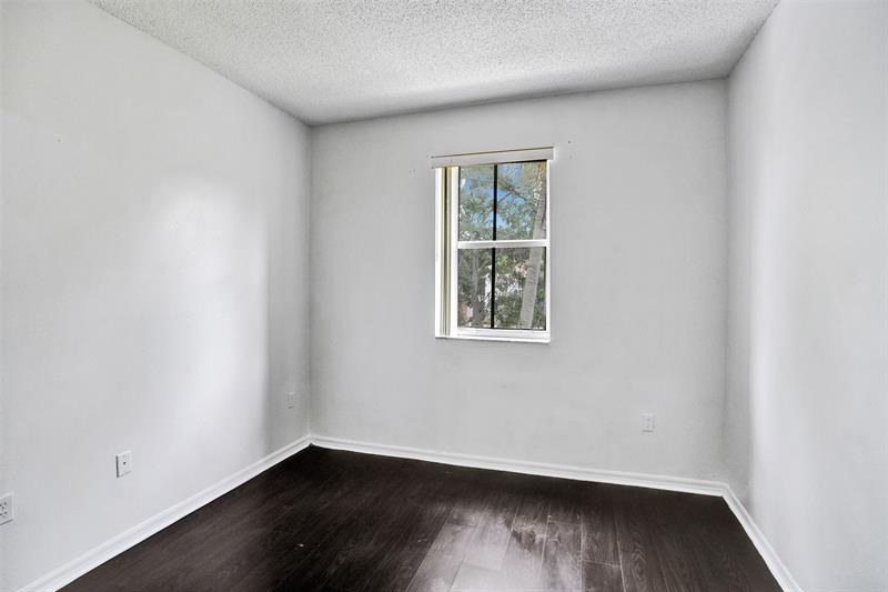 Image 43 of 46 For 2242 42nd Ave  2242