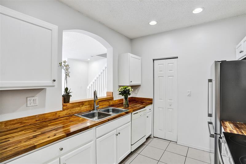 Image 8 of 46 For 2242 42nd Ave  2242
