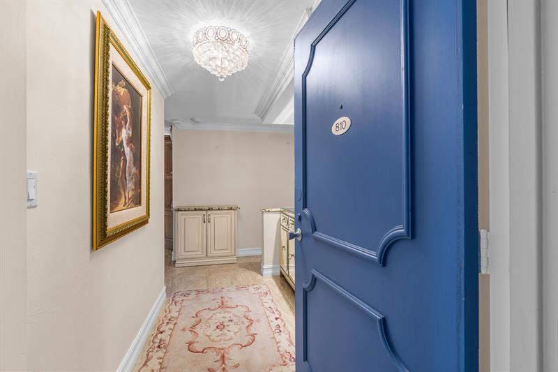 Image 10 of 49 For 3333 34th St  810