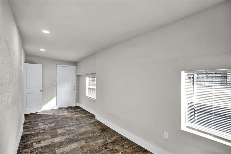 Image 7 of 9 For 8265 1st Pl  2