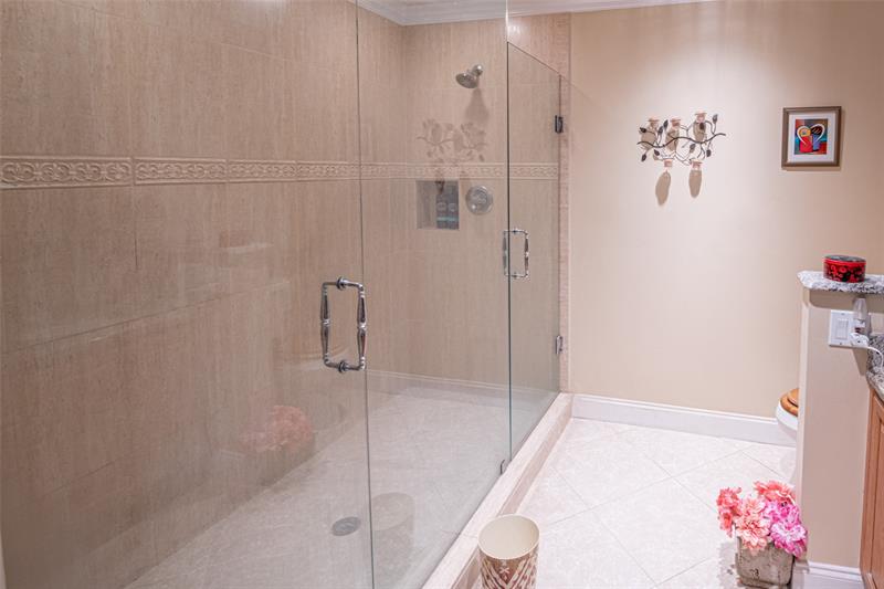 Image 23 of 30 For 6851 29th Ct