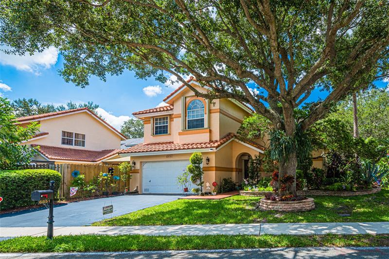 Image 4 of 30 For 6851 29th Ct