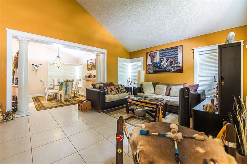 Image 8 of 30 For 6851 29th Ct