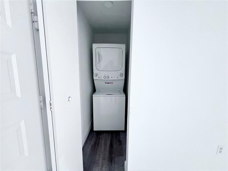 Image 5 of 17 For 2580 56th Ave  500-410