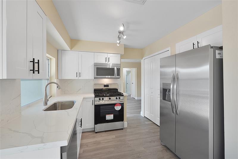 Image 15 of 45 For 9680 25th St