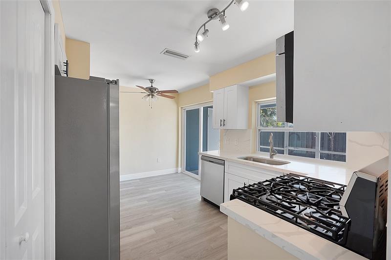 Image 16 of 45 For 9680 25th St