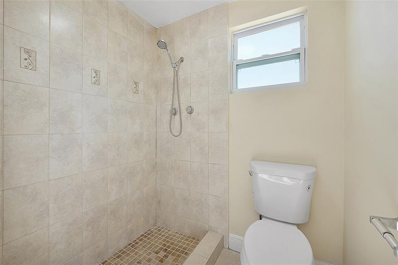 Image 28 of 45 For 9680 25th St