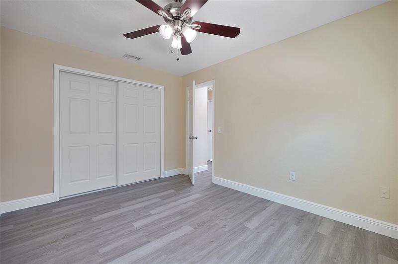 Image 32 of 45 For 9680 25th St