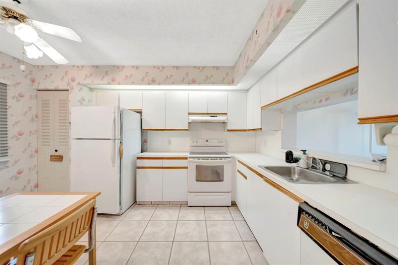 Image 26 of 54 For 701 128th Ave  208f