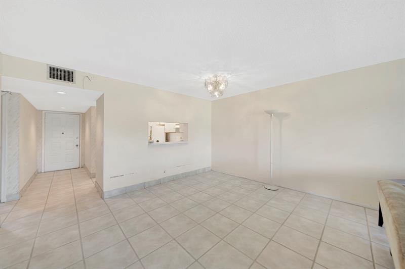 Image 37 of 54 For 701 128th Ave  208f