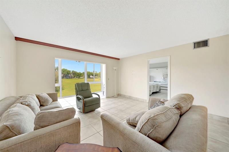 Image 39 of 54 For 701 128th Ave  208f