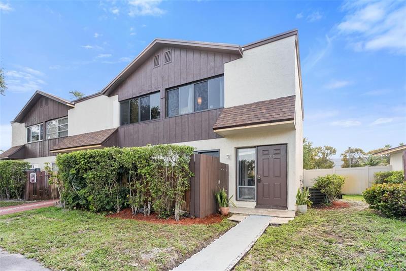 Details for 3200 5th Ter  33, Pompano Beach, FL 33064