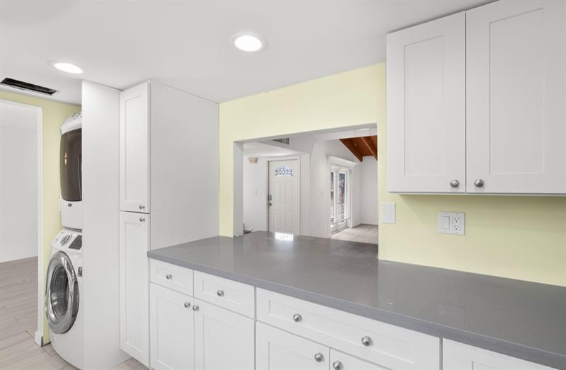 Image 12 of 27 For 7111 111th Pl  7111