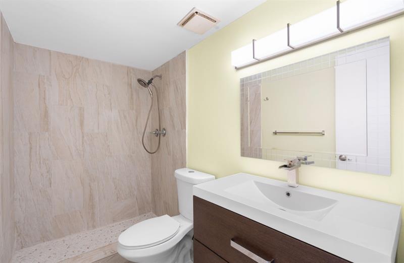 Image 20 of 27 For 7111 111th Pl  7111