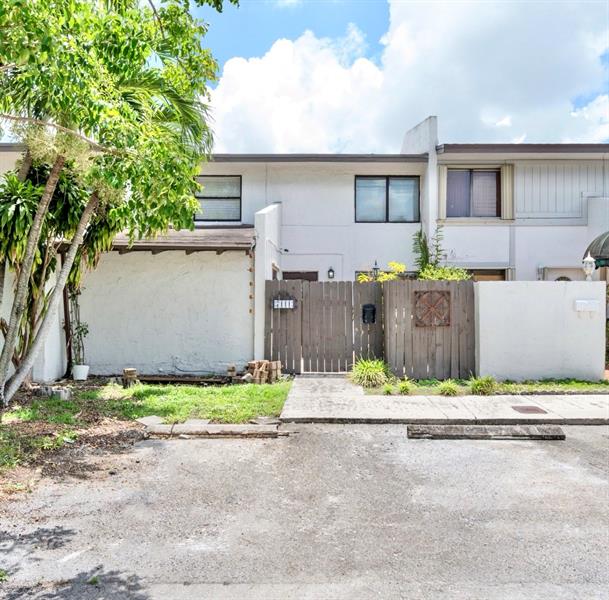 Image 5 of 27 For 7111 111th Pl  7111