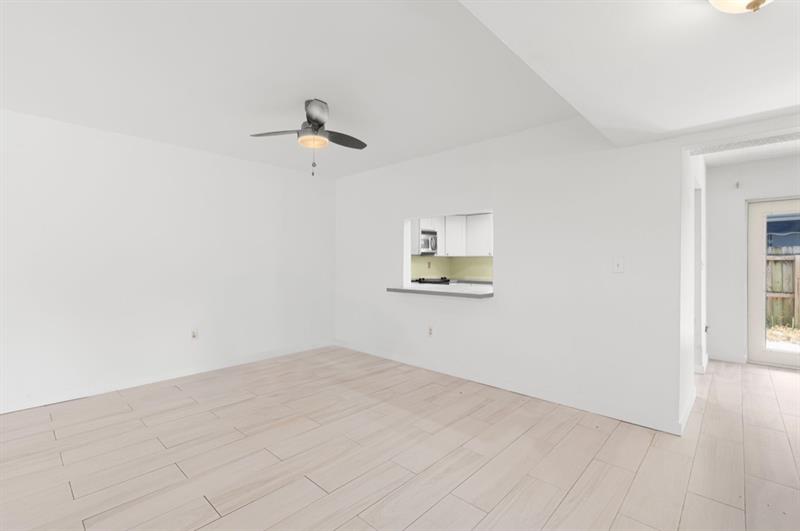Image 9 of 27 For 7111 111th Pl  7111