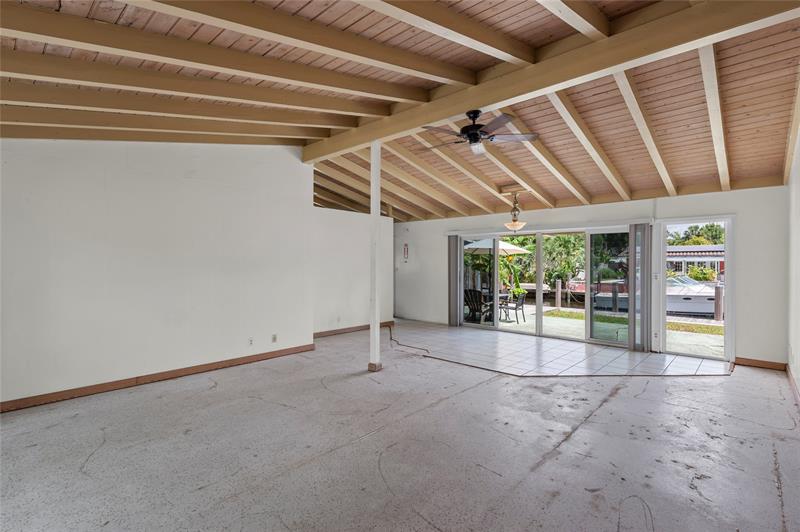 Image 10 of 37 For 1709 5th St  