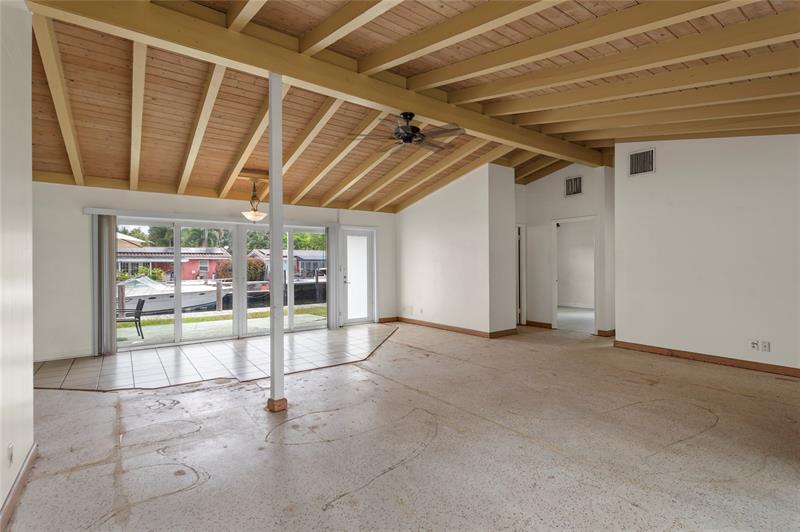Image 14 of 37 For 1709 5th St  