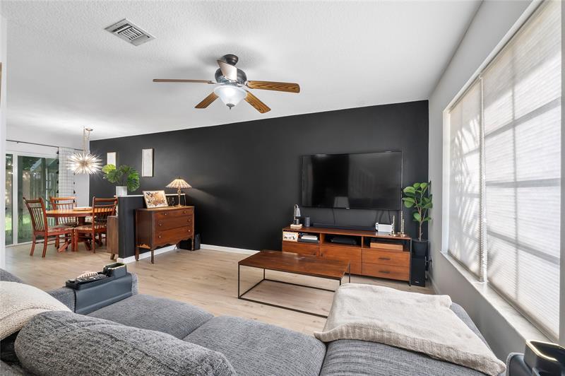 Image 6 of 56 For 1367 48th Ter