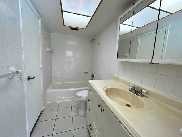 Image 20 of 37 For 7441 13th St