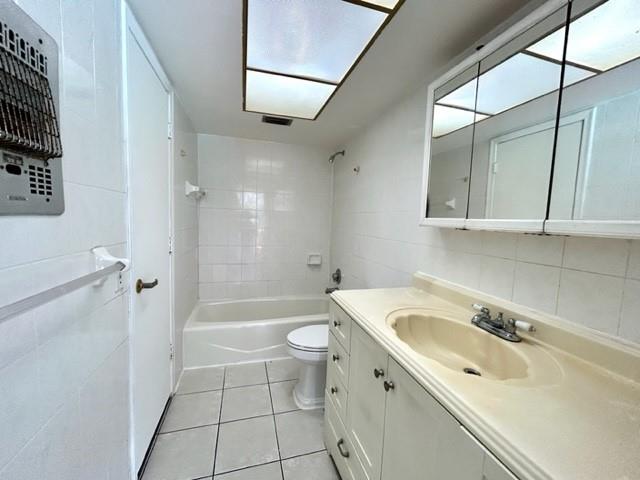Image 22 of 37 For 7441 13th St