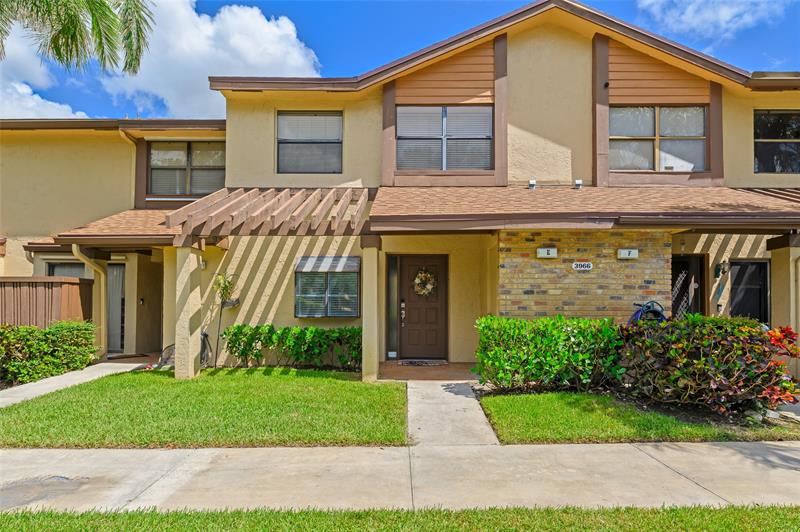 Details for 3699 (e) Cocoplum Cir  E, Pompano Beach, FL 33063