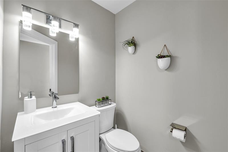 Image 16 of 49 For 3966 Cocoplum Cir  E