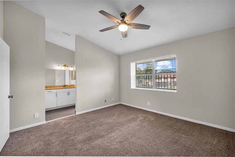 Image 21 of 49 For 3966 Cocoplum Cir  E