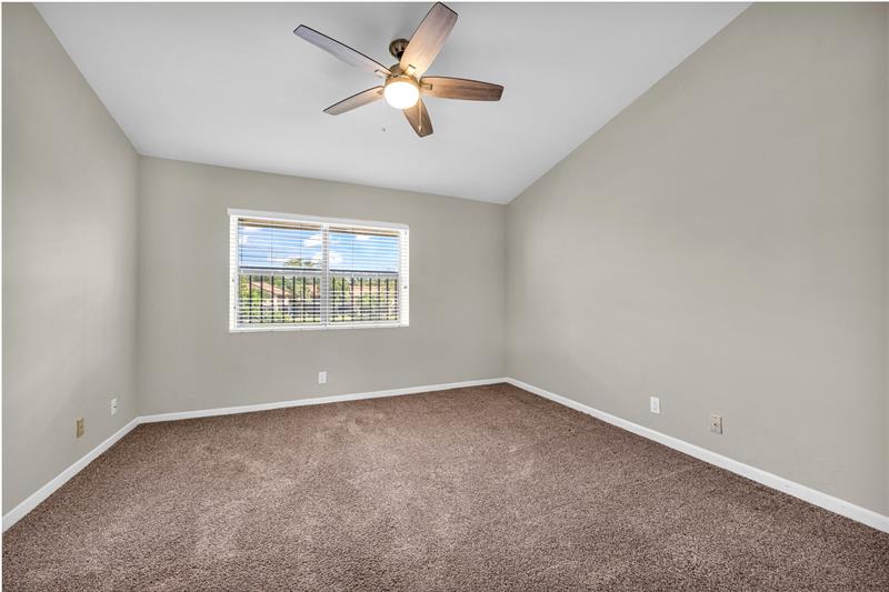 Image 23 of 49 For 3966 Cocoplum Cir  E