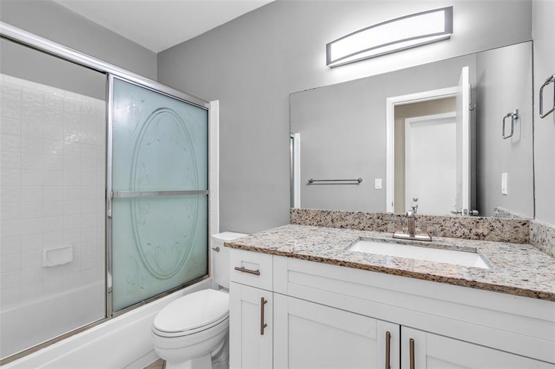 Image 29 of 49 For 3966 Cocoplum Cir  E