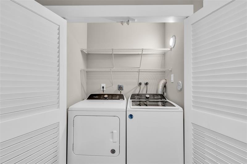 Image 31 of 49 For 3966 Cocoplum Cir  E