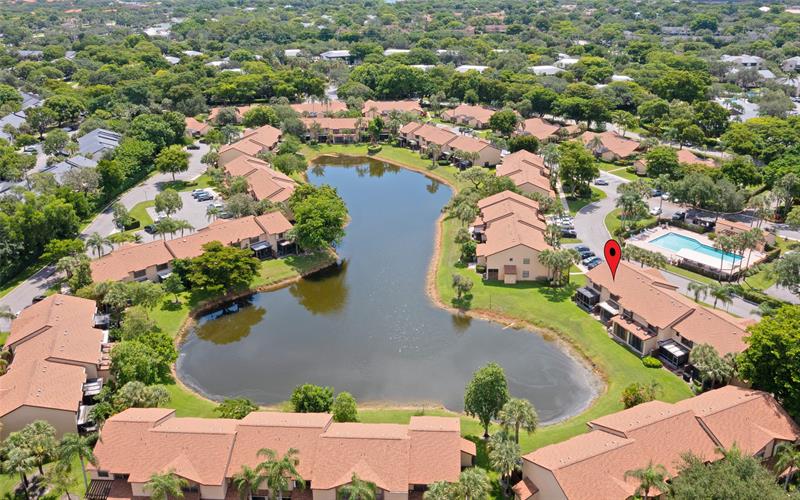 Image 44 of 49 For 3966 Cocoplum Cir  E