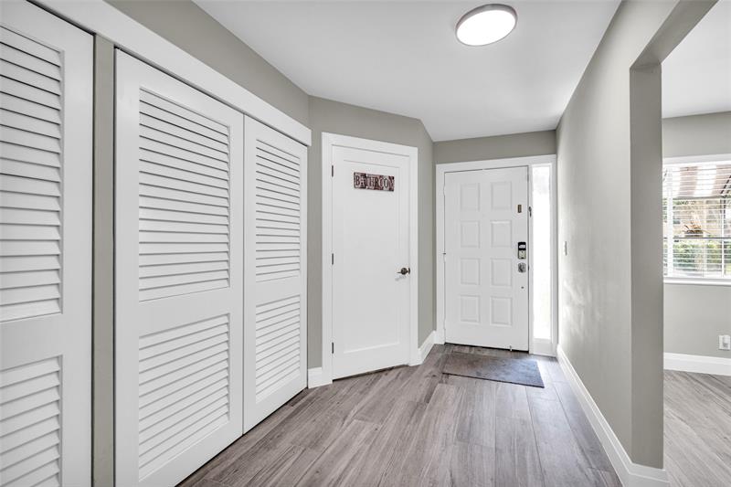 Image 7 of 49 For 3966 Cocoplum Cir  E
