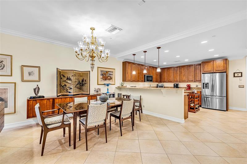 Image 10 of 47 For 913 17th Way  *