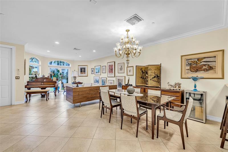 Image 11 of 47 For 913 17th Way  *