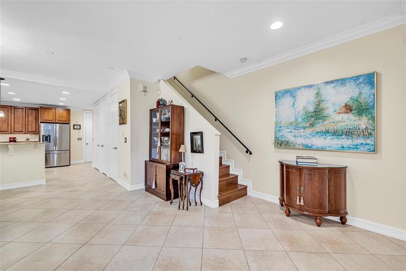 Image 9 of 47 For 913 17th Way  *