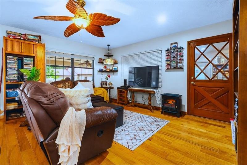 Image 32 of 43 For 7141 97th Pl