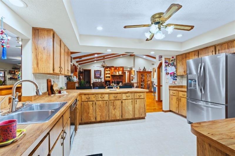 Image 33 of 43 For 7141 97th Pl